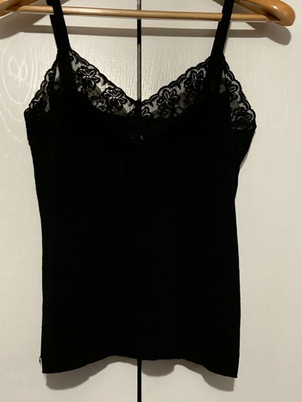Chico's Black Y2K Cami Lace Neckline Whimsigoth Bella Dark Feminine Fairycore